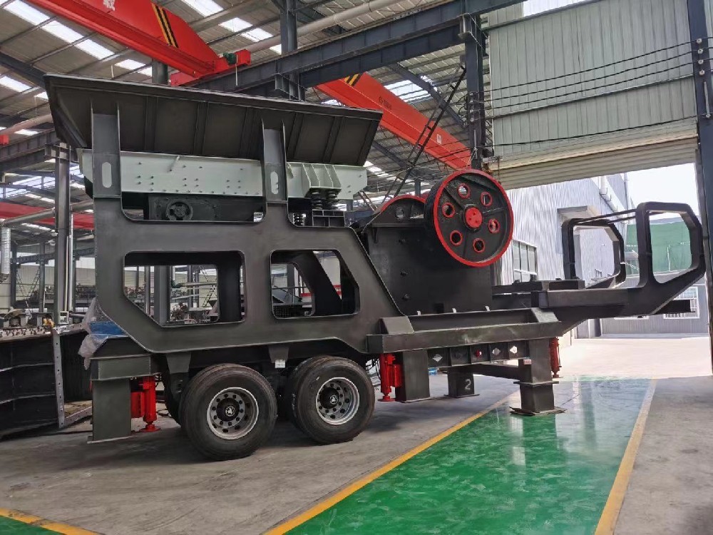 Принцип работы системы смазки тонким слоем масла для главного двигателя мобильной пескоделательной машины